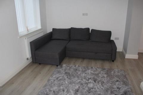 5 bedroom flat to rent, St John Divine Church, Liverpool