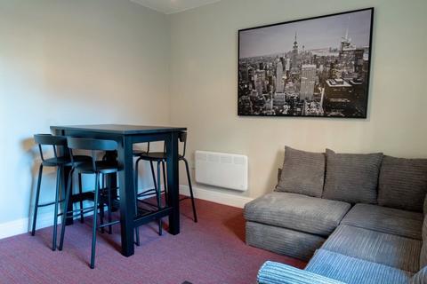 7 bedroom flat to rent, City Centre
