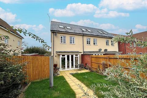 8 Towpath Avenue, Northampton, NN4 9DU