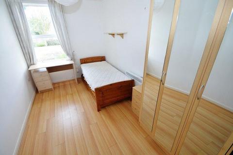 2 bedroom flat to rent, Heeley Road, Birmingham