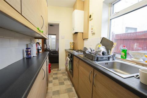 6 bedroom house to rent - North Road, Selly Oak, Birmingham