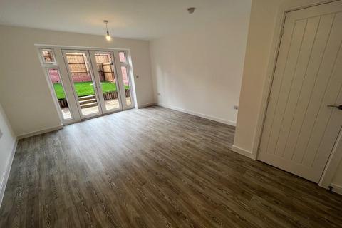 2 bedroom semi-detached house to rent, FISHER DRIVE, MELTON MOWBRAY