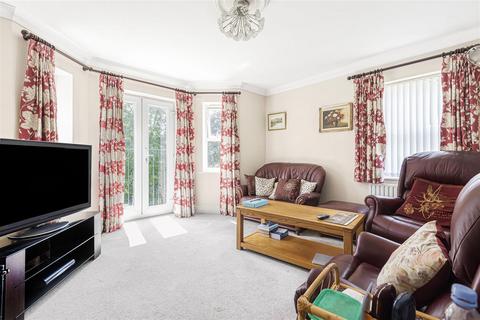 15 Abbotsmead Place, Caversham, Reading, RG4 8BB