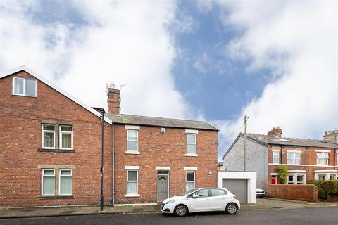 2 bedroom end of terrace house for sale, Wolsingham Road, Gosforth, Newcastle upon Tyne