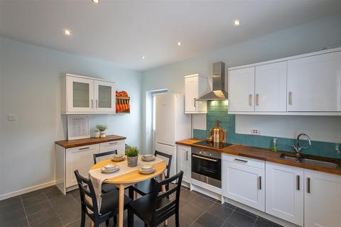 2 bedroom end of terrace house for sale, Wolsingham Road, Gosforth, Newcastle upon Tyne