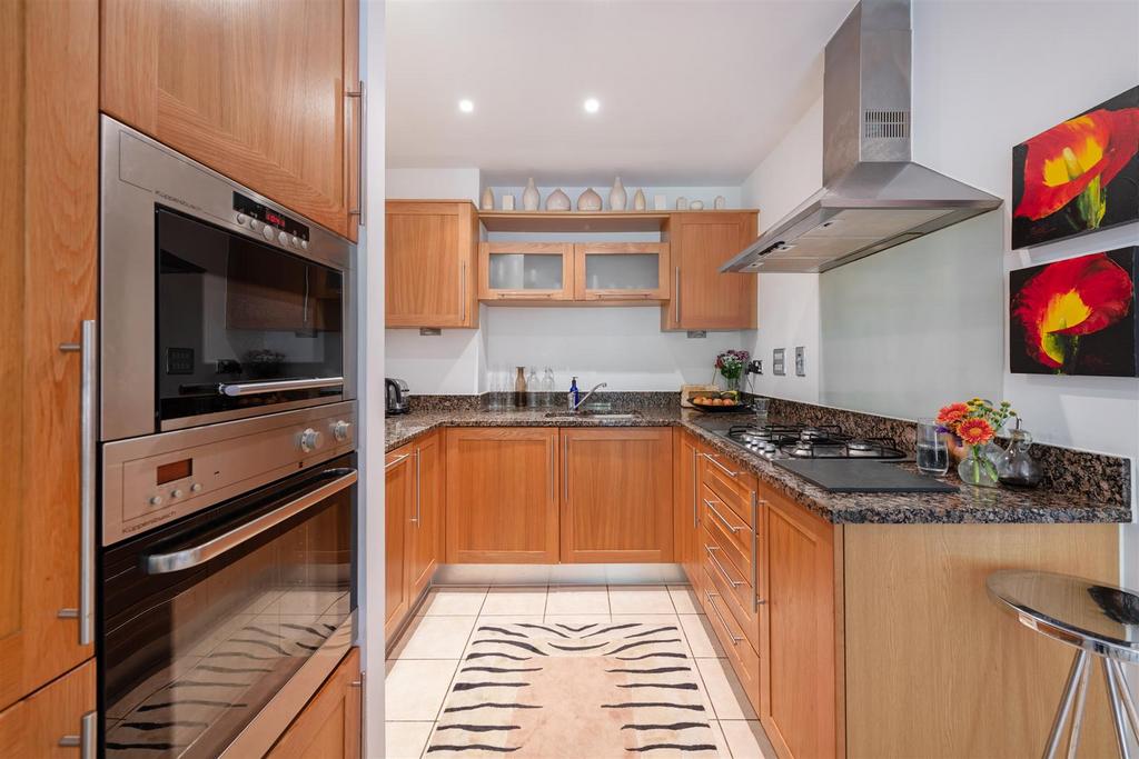 52 Whitelands Crescent Lo-8.jpg