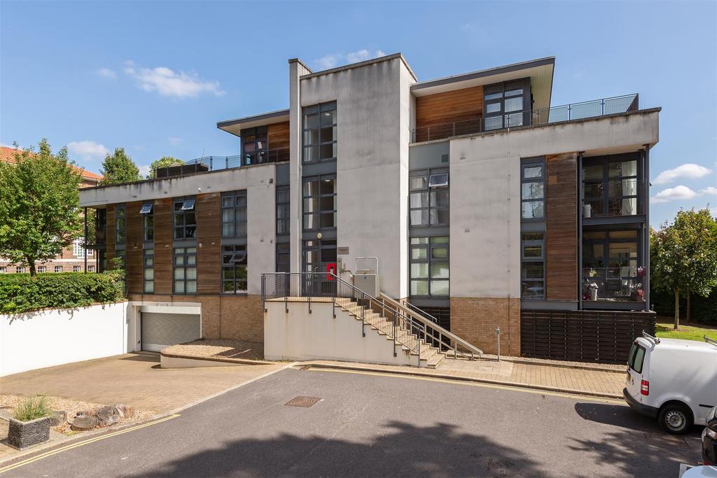 52 Whitelands Crescent Lo-24.jpg