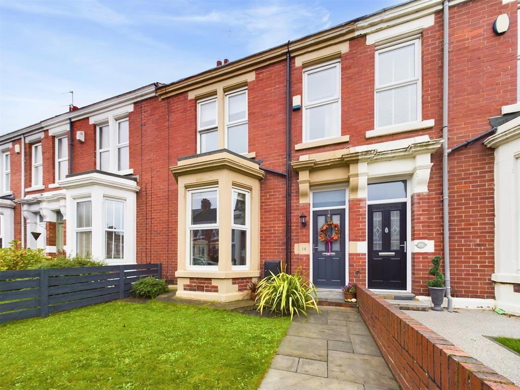 Beach Avenue, Whitley Bay 4 bed terraced house for sale £429,950