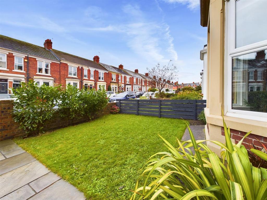 Beach Avenue, Whitley Bay 4 bed terraced house for sale £429,950