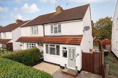 28 Shortcroft Road, Epsom, KT17 2EW