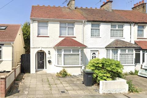3 bedroom semi-detached house for sale, Seaforth Grove, Southend-on-Sea