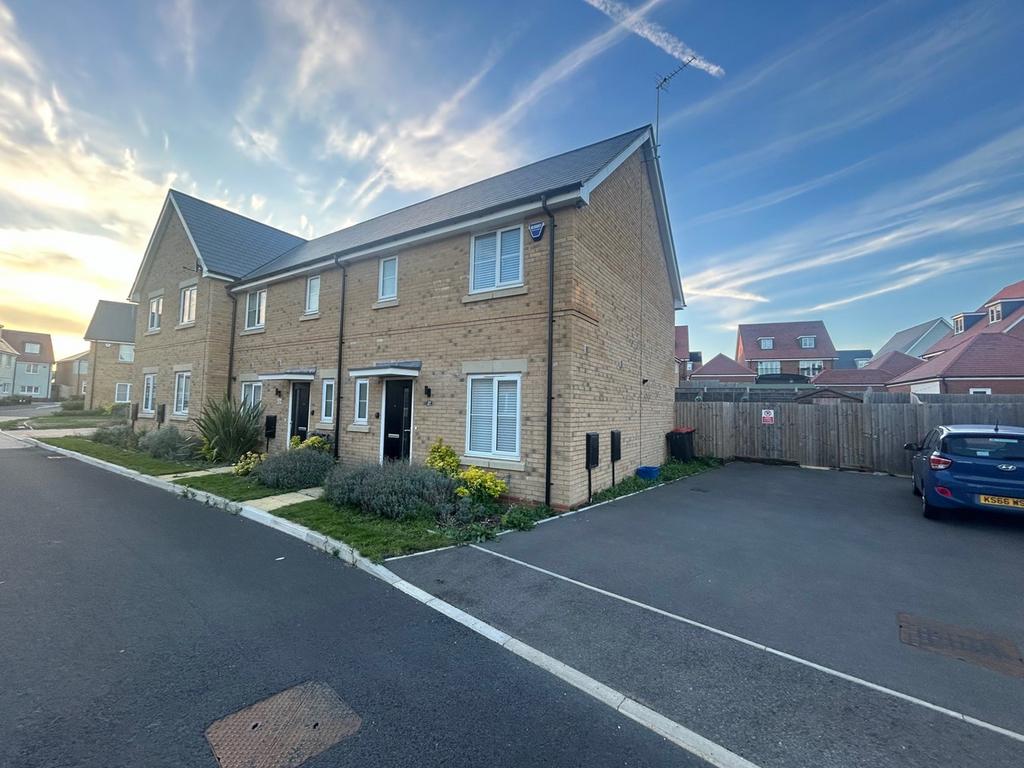 Beulah Grove, Whitehouse, Milton Keynes, MK8 2 bed semidetached house