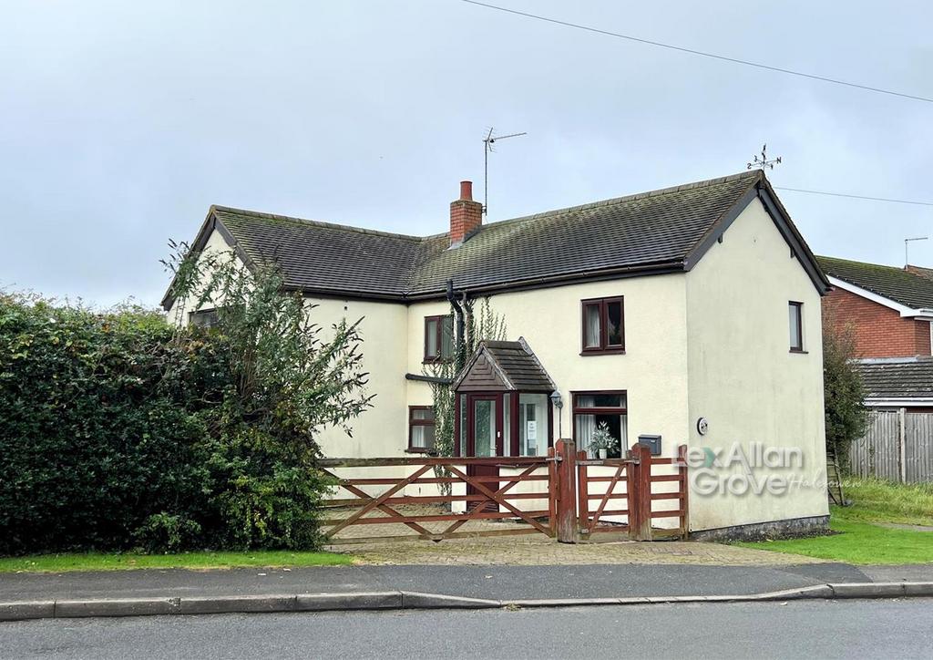 Dark Lane, Romsley, Halesowen 3 bed detached house for sale £550,000
