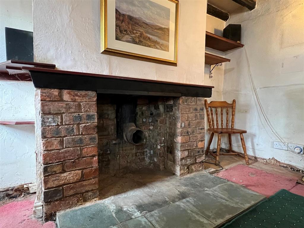 Fireplace.jpg