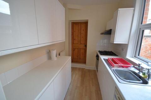 3 bedroom terraced house to rent - Welford Road, Leicester