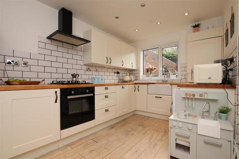 3 bedroom terraced house for sale, Kings Road, Exeter