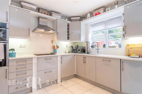 46 Ferrier Grove, Chorley, PR6 9FJ