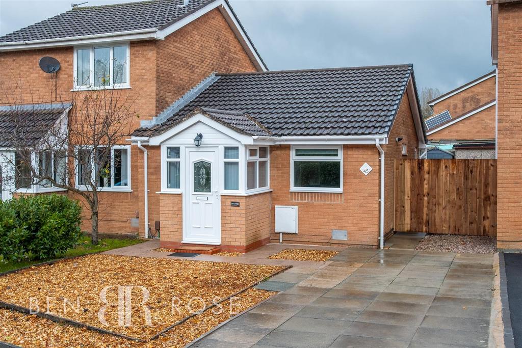 Masonfield, Bamber Bridge, Preston 1 bed semidetached bungalow for
