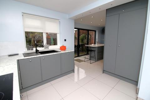 45 West Garston, Banwell, BS29 6EZ