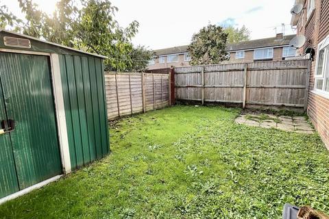17 Dacombe Close, Upton, Poole, BH16 5JP