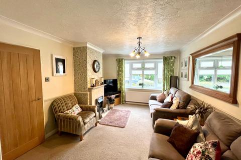 10 Cameron Close, Stanford-le-hope, SS17 8EY