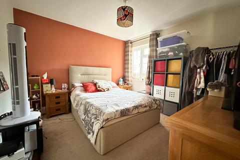 9 Hayes Close, Chelmsford, CM2 0RN
