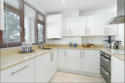2 bedroom apartment for sale, St. Peter's Street, Angel