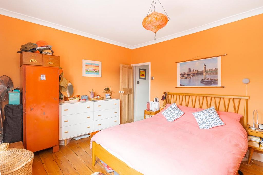 DAORNOVED411 - Bedroom D.jpg