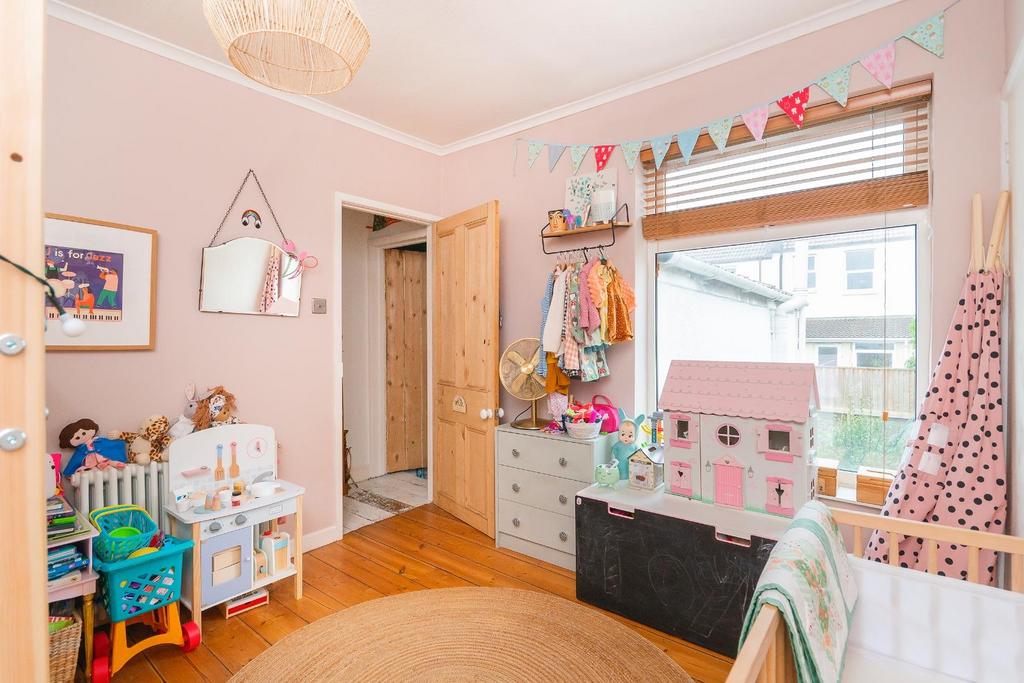 DAORNOVED411 - Bedroom A.jpg