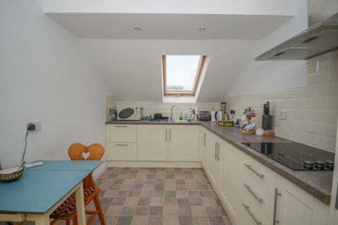 1 bedroom flat for sale - Whitebeam House, Woodland Court, Bristol