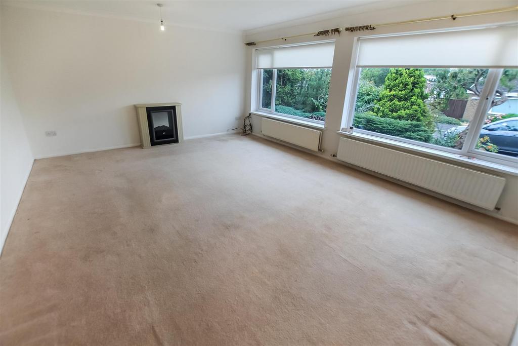 Springfields, School Aycliffe 3 bed detached bungalow £220,000