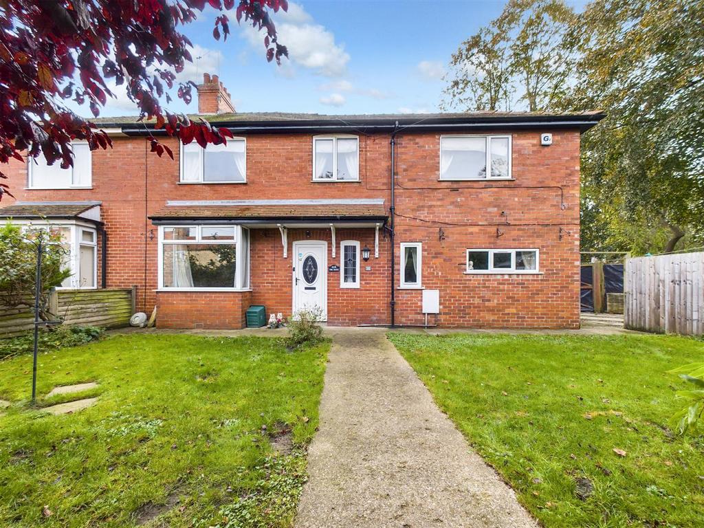 30, Beverley Road, Norton, Malton, YO17 9BQ 3 bed semidetached house