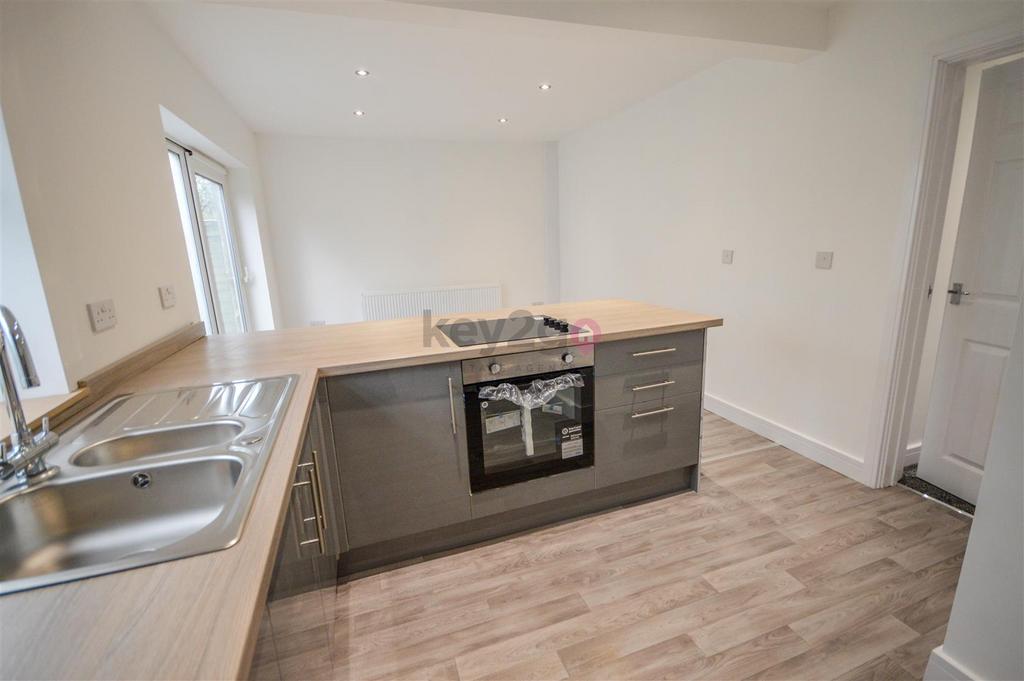 Bowman Drive, Gleadless, Sheffield, S12 3 bed semidetached house for
