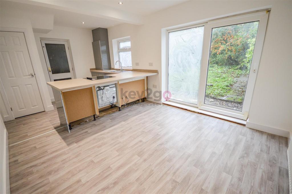 Bowman Drive, Gleadless, Sheffield, S12 3 bed semidetached house for