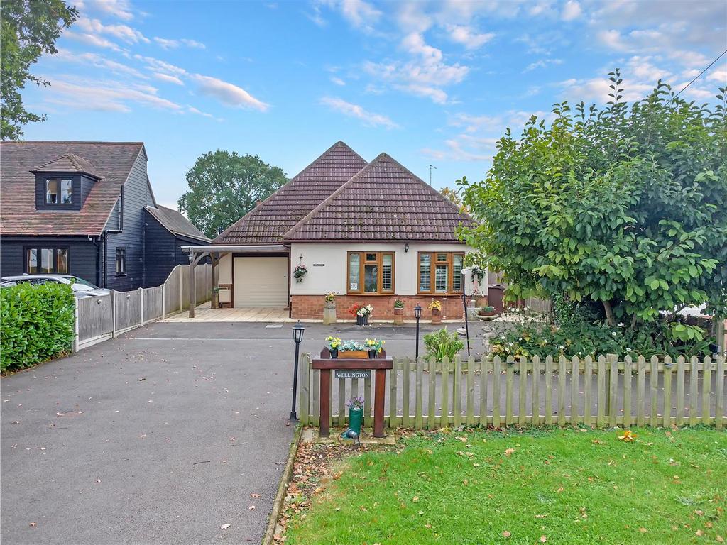 Chelmsford Road, Blackmore, Ingatestone 5 bed detached house for sale