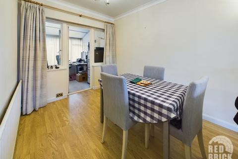 41 Arnold Avenue, Coventry, CV3 5LW