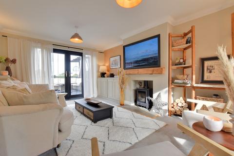 4 Beacon Hill, Maldon, CM9 6HR