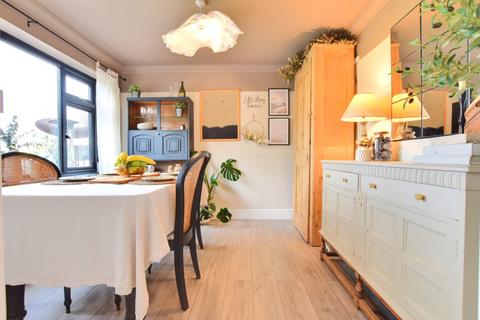 4 Beacon Hill, Maldon, CM9 6HR