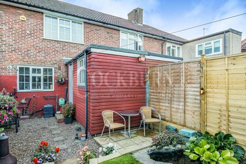 61 Prestbury Square, London, SE9 4LZ