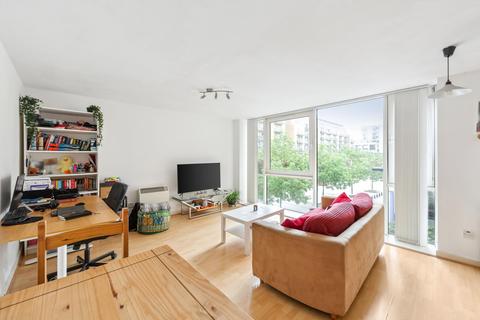 1 bedroom apartment for sale, Berglen Court, Branch Road, London, E14