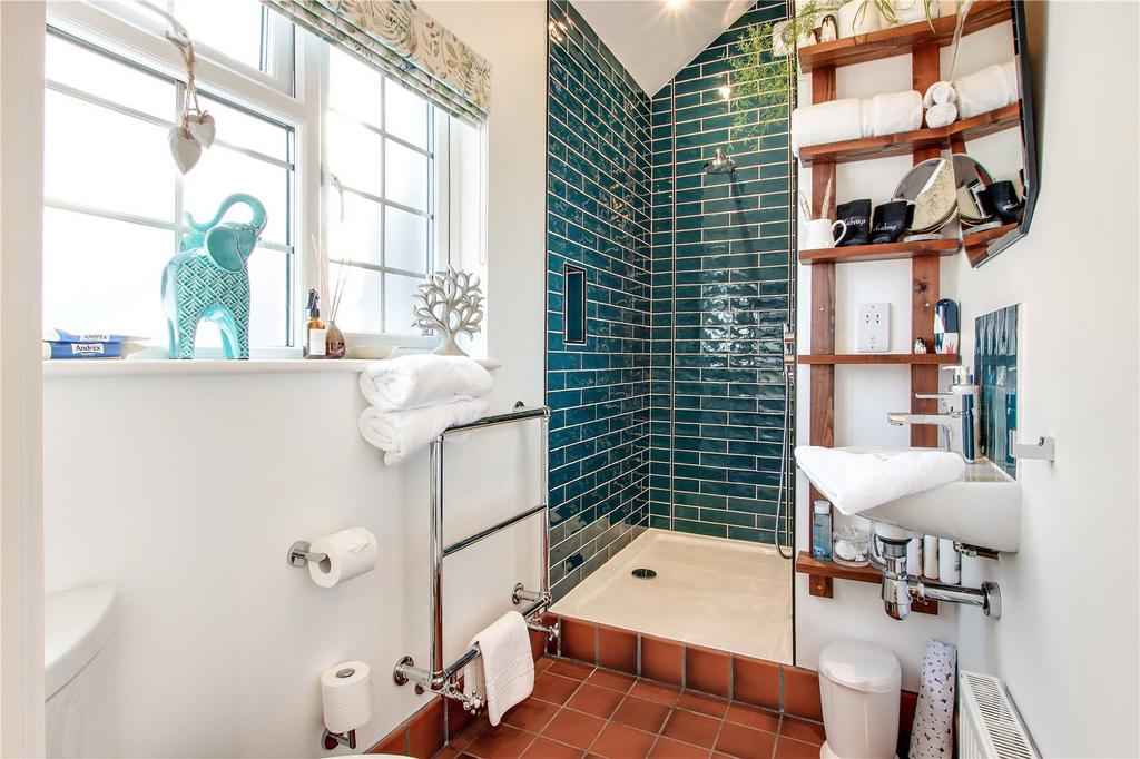 Annexe Shower Room
