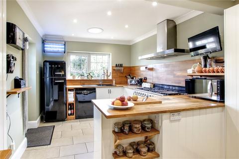 Corner Patch Wrotham Road, Meopham, Gravesend, DA13 0QR