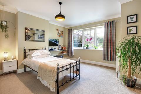 Corner Patch Wrotham Road, Meopham, Gravesend, DA13 0QR