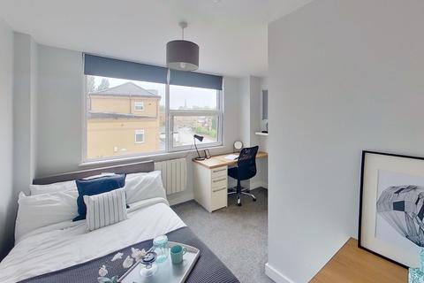 undefined, Flat 2, 10 Middle Street, Beeston, Nottingham, NG9 1FX