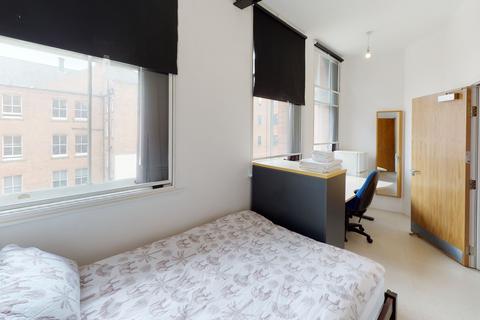 7 bedroom flat to rent - Flat 5, 1 Barker Gate, Lace Market, Nottingham, NG1 1JS