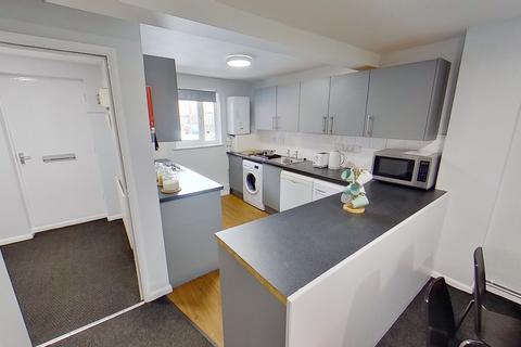 6 bedroom house to rent, 3 Albert Square, Church Street, Lenton, Nottingham, NG7 2FH