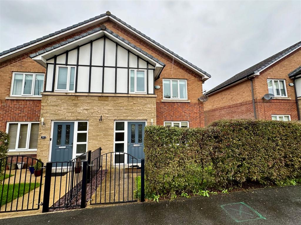 Broadbottom Road, Mottram, Hyde, SK14... 3 bed semidetached house £285,000
