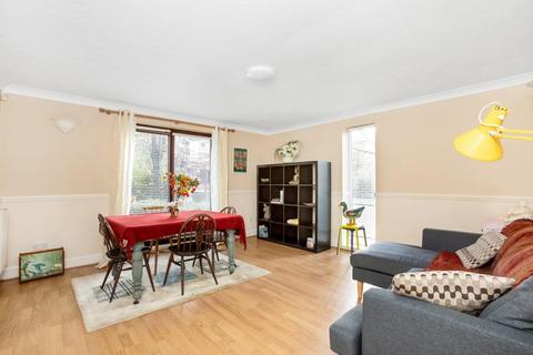 2 bedroom apartment for sale, Chevening Road, Crystal Palace, London, SE19