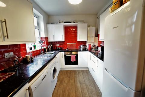undefined, 13 Midland Avenue, Lenton, Nottingham, NG7 2FD