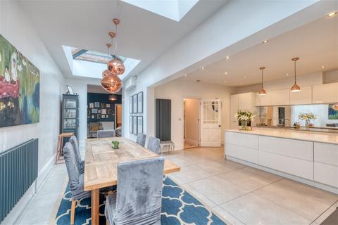47 Battenhall Road, Worcester, WR5 2BQ